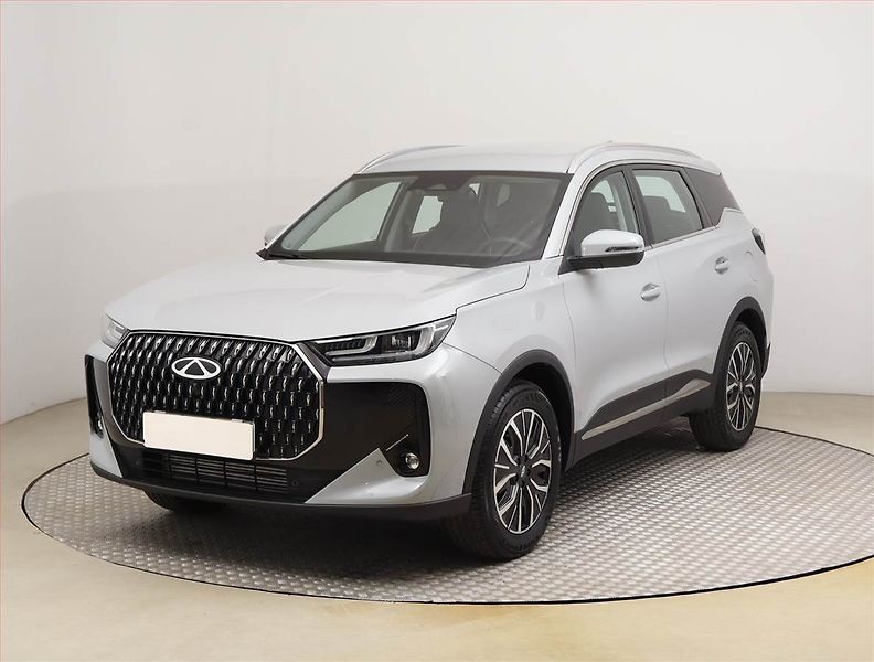 Chery Tiggo 7 (2026) 1.6 TGDI, LUXURY, Ad. tempomat - fotka 2 z 24