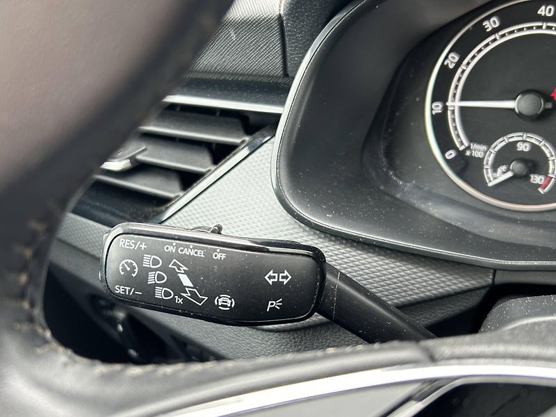 Škoda Scala Ambition 6MP 1,0TSI - fotka 13 z 23