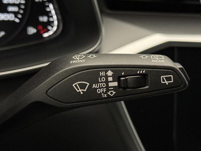 Audi A6 AVANT 3.0 TDI 50 QUATTRO CZ - fotka 27 z 52