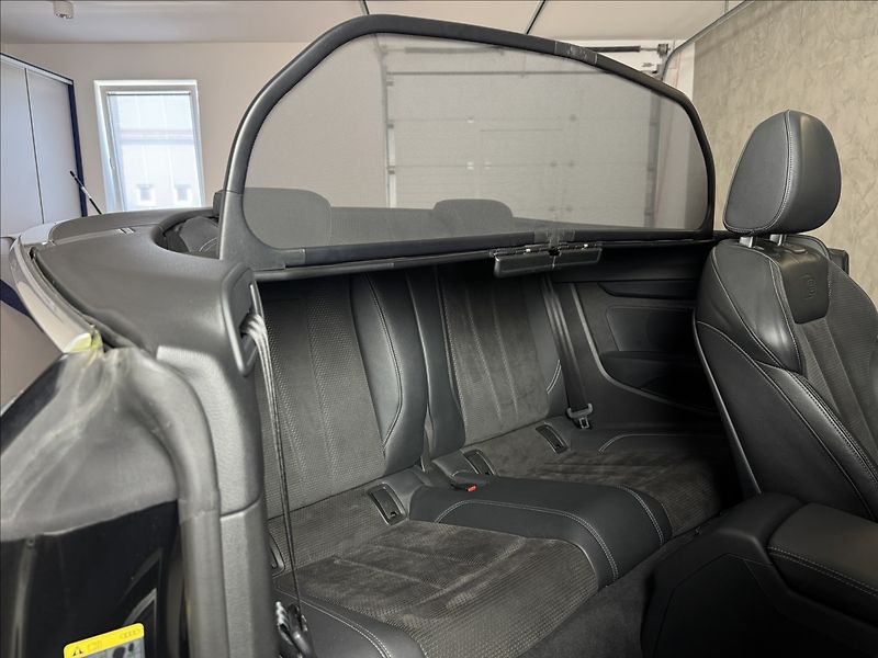 Audi A5 2,0 TDi  S-Line Quattro Matrix - fotka 26 z 47