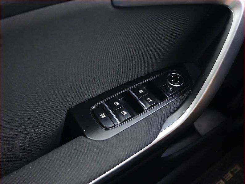 Kia Ceed (2023) Spin 1.0 T-GDI, SPIN, DPH - fotka 16 z 18