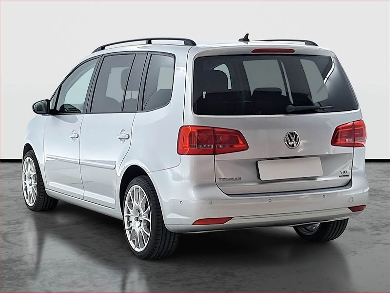 Volkswagen Touran (2014) 1.6 TDI, Automat, Xenony - fotka 4 z 16