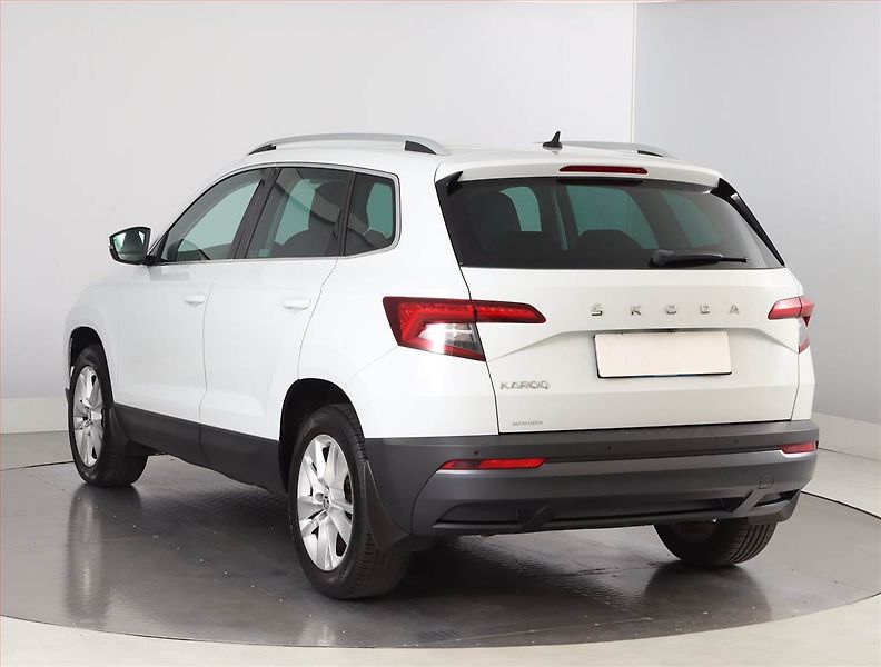 Škoda Karoq (2019) Style Plus 1.5 TSI - fotka 4 z 24