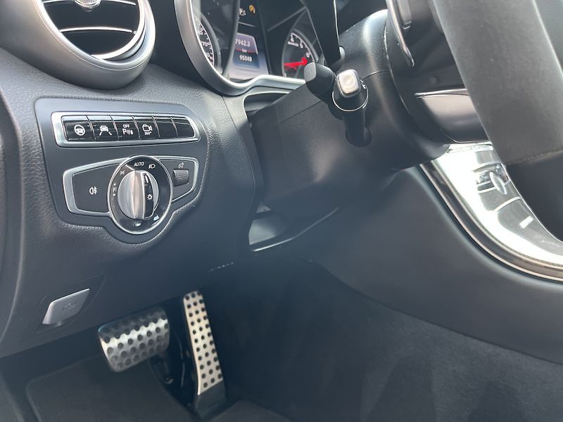 Mercedes-Benz Třídy C Třída Mercedes-AMG C 63 - fotka 12 z 18