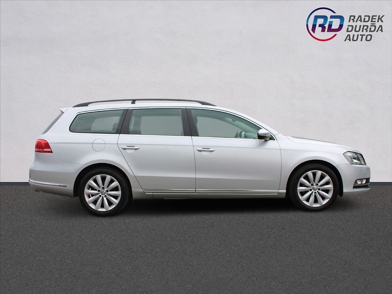 Volkswagen Passat 2,0 TDI  ČR,AUTOMAT,4x4,TAŽNÉ - fotka 4 z 29