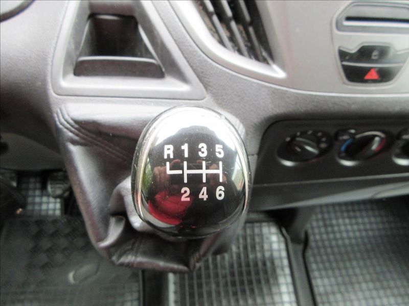 Ford Transit 2,2 TDCi, L1H1, Klima, Nové v - fotka 17 z 24