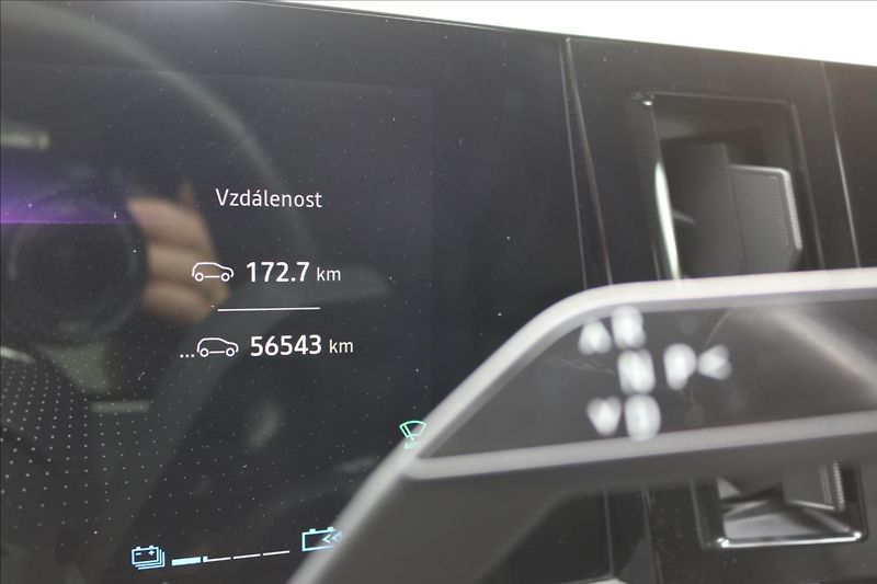 Renault Austral 1,2 e-HYBRID, TAŽNÉ - fotka 32 z 49