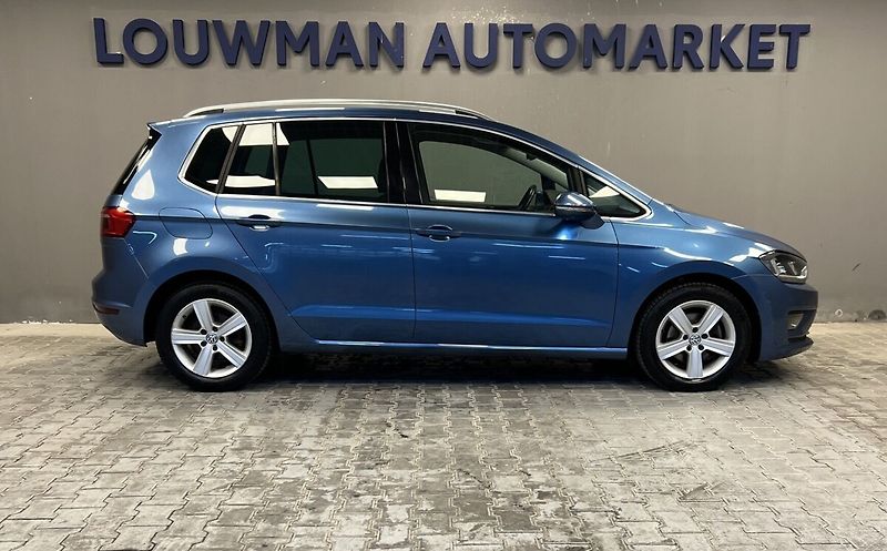 Volkswagen Golf Sportsvan 1,4 TSI DSG Highline - fotka 16 z 16