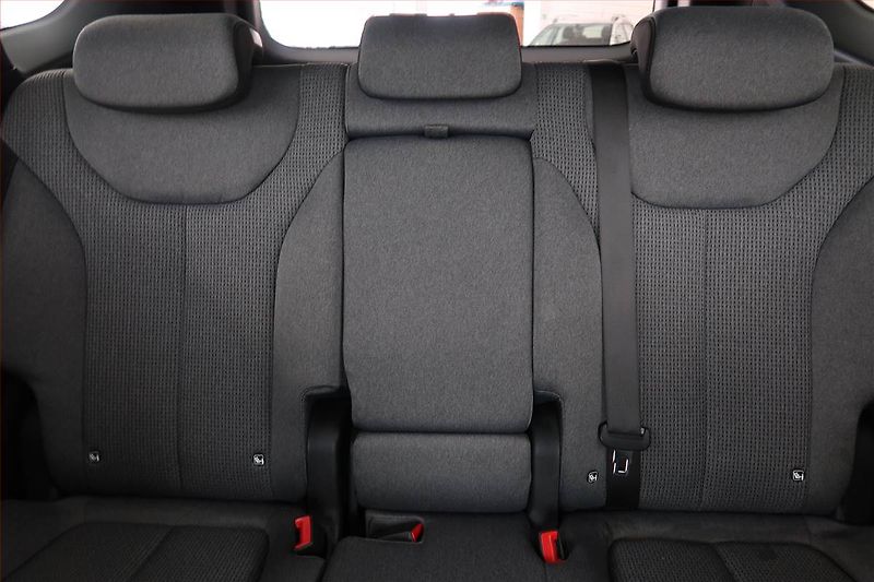 Hyundai Santa Fe (2019) 2.0 CRDi - fotka 10 z 21