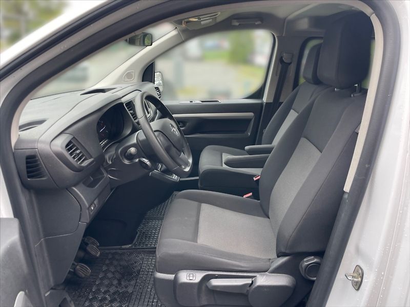 Opel Vivaro 2,0 D 106 Enjoy L2 - fotka 7 z 11