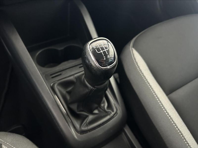 Škoda Fabia 1,2   TSI,AMBITION,1.MAJITEL - fotka 20 z 25