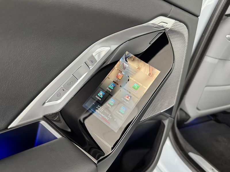 BMW i7 60 xDrive M-SPORT*Max.Výbava! - fotka 48 z 59