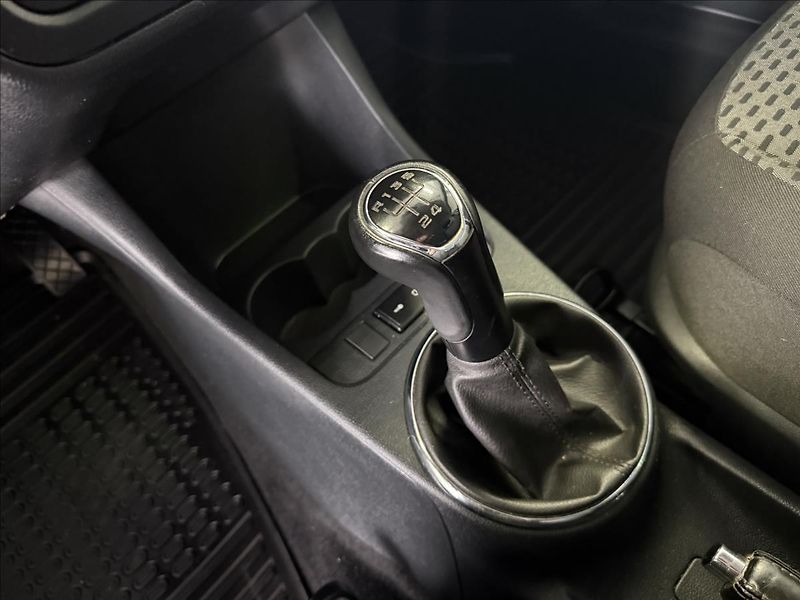 Škoda Roomster 1,2   TSI,1.MAJ.,SERVISKA,TAŽN - fotka 15 z 21