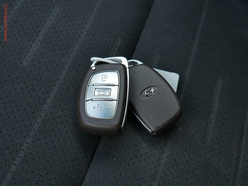 Hyundai Tucson (2020) 1.6T-GDi 4x4, ČR, Navi, kůže - fotka 25 z 25