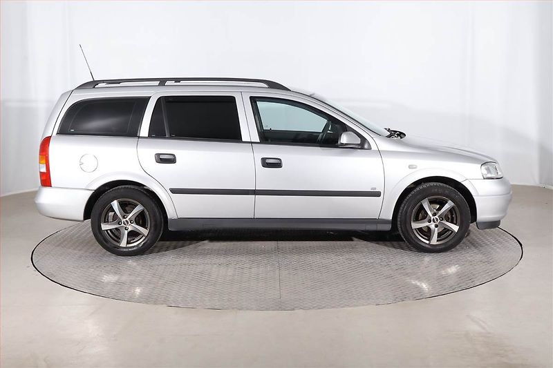 Opel Astra (2009) 1.4 16V, Serv.kniha, nová STK - fotka 6 z 17