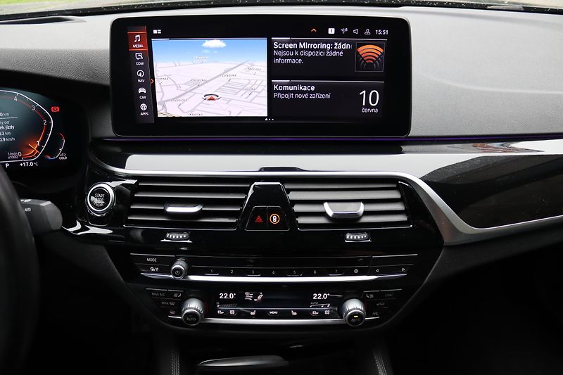 BMW Řada 5 540D XDRIVE G30 M-PAKET 250kW - fotka 28 z 50