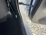 Toyota Yaris 1.5i 16v HYBRID 142TKM TOP 1A! - náhled 119