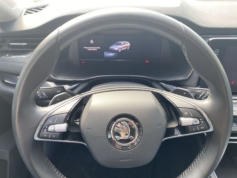 Škoda Octavia (2022) Combi 2.0 TDI 4x4 DSG Style+ - fotka 17 z 39