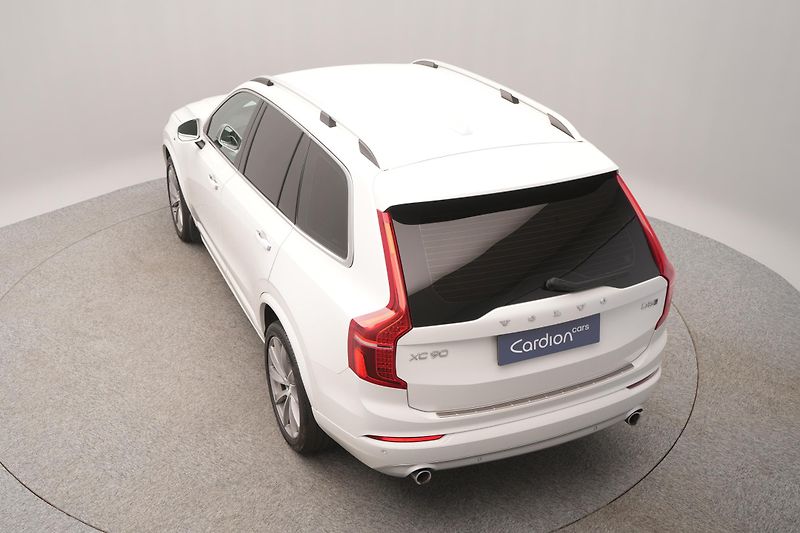 Volvo XC90 D5 AWD MOMENTUM PRO  - fotka 14 z 50