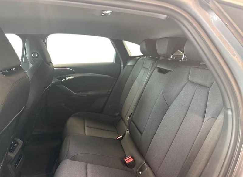 Audi A6 e-tron 360k vzd. odpružení Taž - fotka 20 z 27