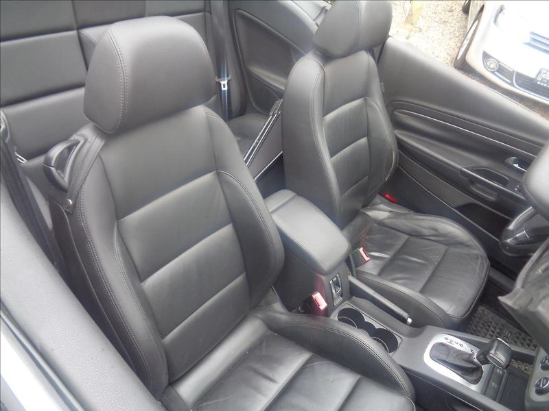Volkswagen EOS 2,0 - fotka 18 z 21