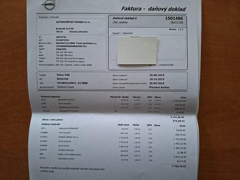 Volvo V40 (2012) 2.0D3 110kW AUT -1.MAJITEL - fotka 34 z 38