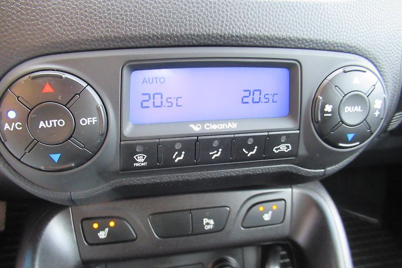 Hyundai ix35 1.7 CRDi AUT. KLIMA PŮVOD ČR - fotka 12 z 24