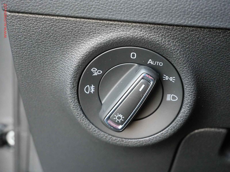Škoda Karoq (2022) 1.5 TSi, Style, DSG - fotka 16 z 35