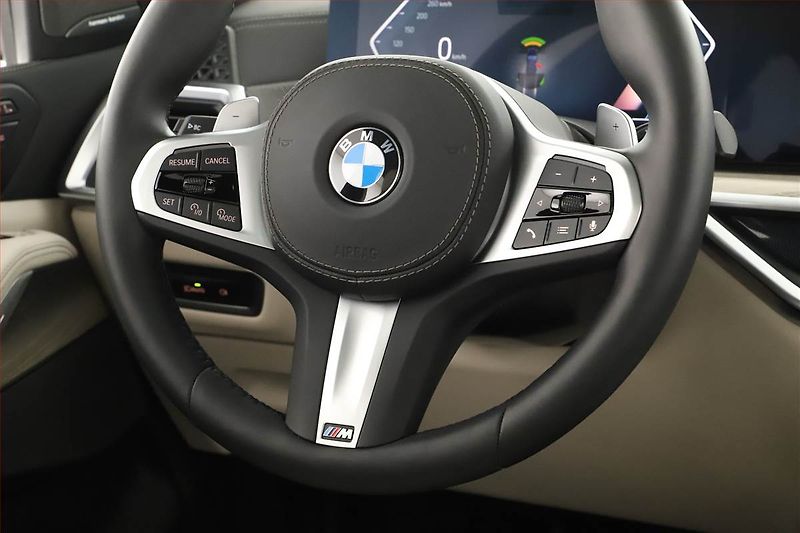 BMW X7 (2025) xDrive40d - fotka 8 z 20