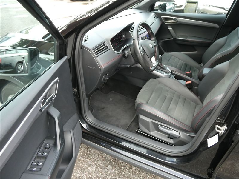 Seat Arona 1,0 TSi 81kW DSG FR,navig.,led - fotka 14 z 48