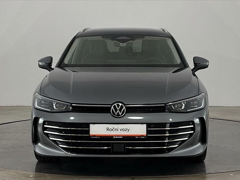 Volkswagen Passat 110kw DSG - fotka 4 z 31