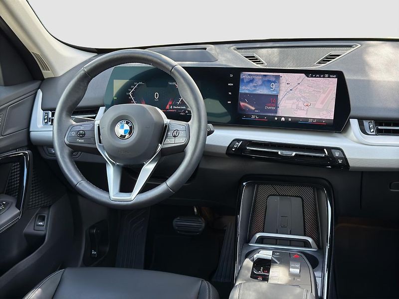 BMW X1 sDrive20i - fotka 10 z 20