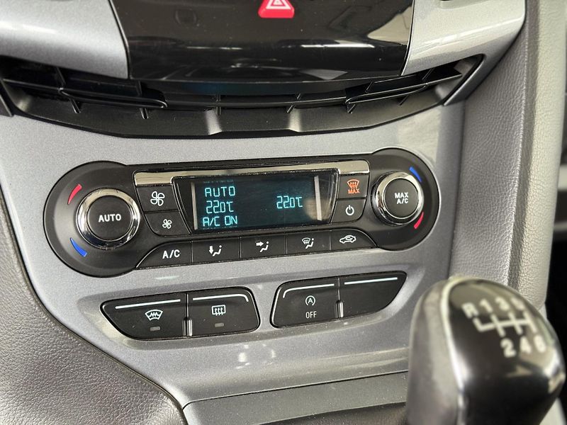 Ford Focus 1,6EcoBoost*110kW*Titan*Tažné - fotka 22 z 31
