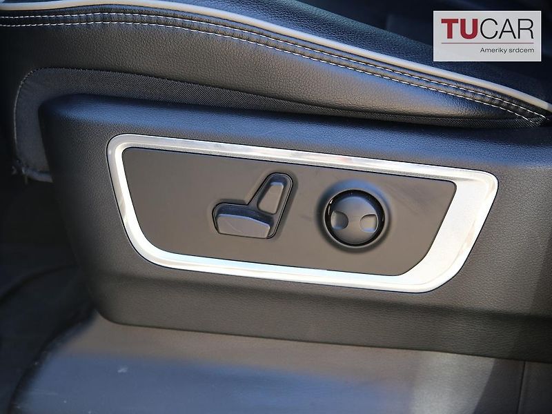 RAM 1500 (2025) Laramie 5.7 V8 HEMI  - fotka 45 z 47