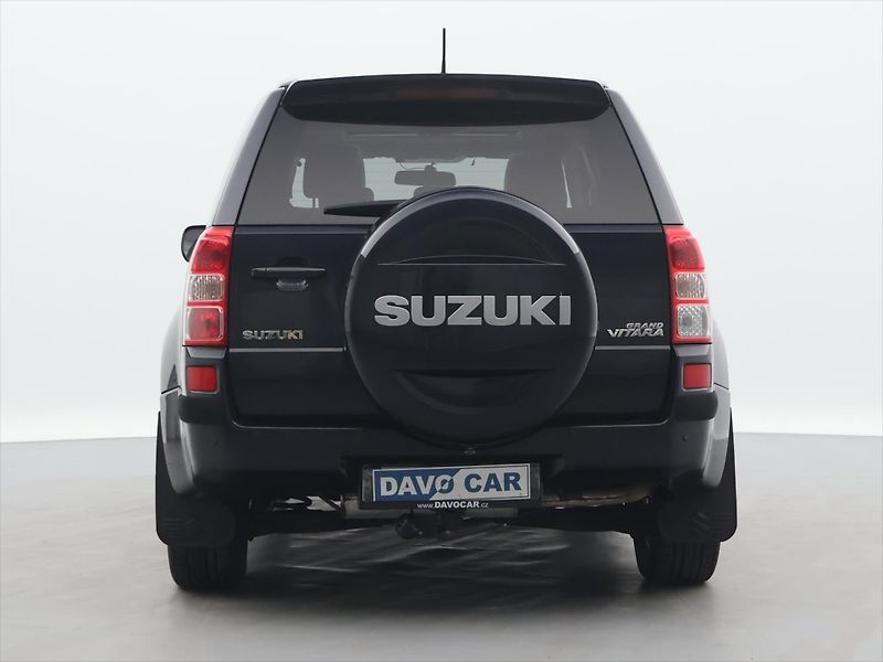 Suzuki Grand Vitara 2,0 JLX 103kW Aut. Tažné CZ - fotka 6 z 27