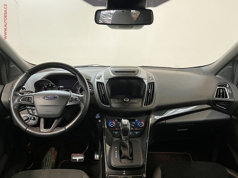 Ford Kuga (2018) 2.0 TDCi 4x4, ST-Line, AT - fotka 8 z 16