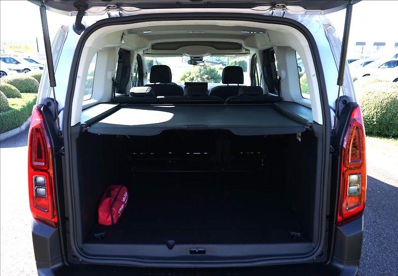 Citroën Berlingo (2026) 1,5 Diesel100kManualXLYouProfi - fotka 10 z 21