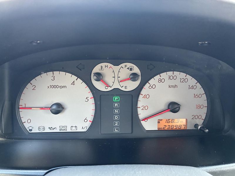 Hyundai Terracan CRDi 120kW 4x4 TAŽNÉ  - fotka 13 z 22