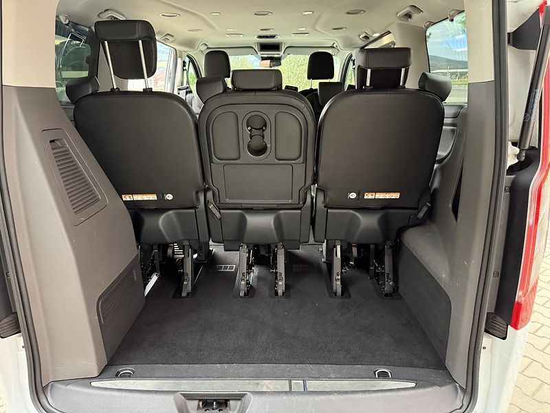 Ford Tourneo Custom (2018) SPORT - 2,0TDCi - 125kw - fotka 53 z 69
