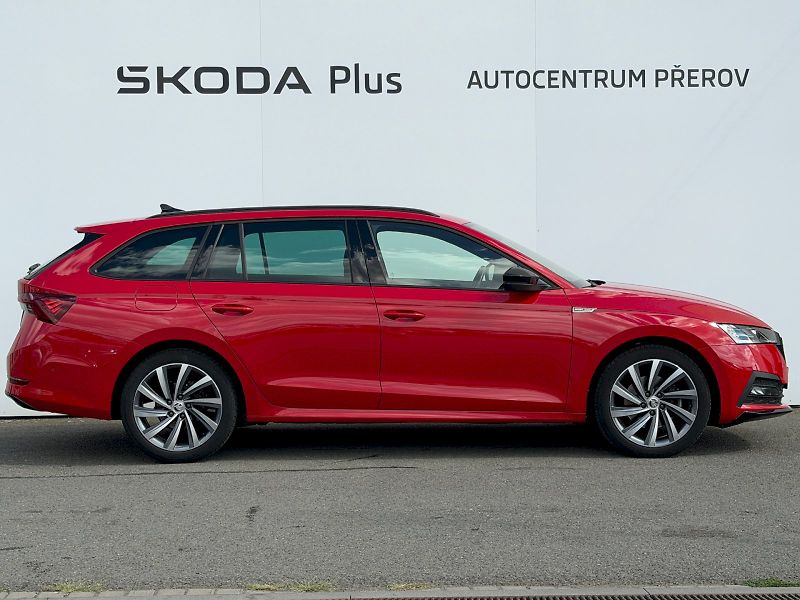 Škoda Octavia (2023) 1.5 TSI 110kW SportLine DSG DC - fotka 31 z 35