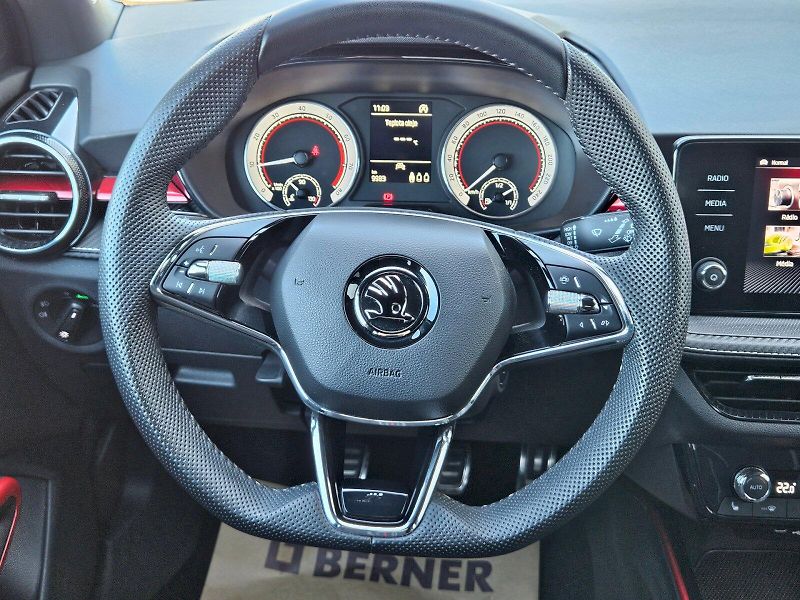 Škoda Fabia (2023) Monte Carlo TSI 81/1.0 M6F - fotka 5 z 27