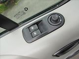 Opel Vivaro 2,0 CDTi 9 míst - náhled 21
