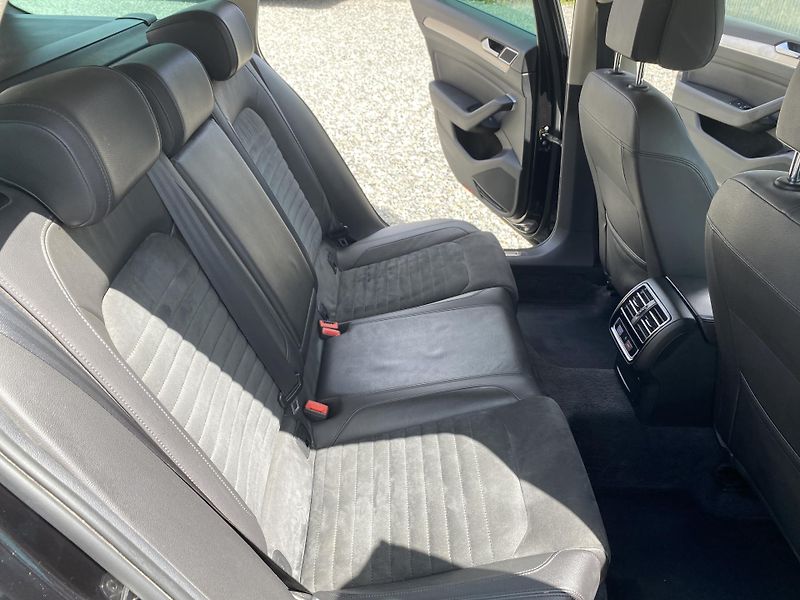 Volkswagen Passat 2.0TDi 150PS DSG 113000TKM!!!! - fotka 118 z 152