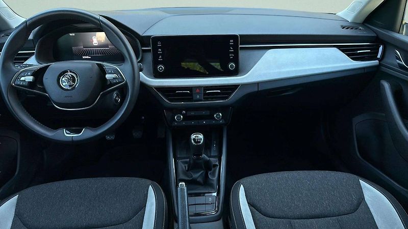 Škoda Kamiq Top Selection 1,0TSI/85kW MT6/ - fotka 16 z 24