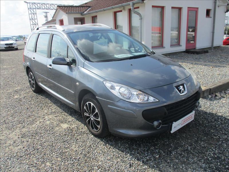 Peugeot 307 1,6 HDi SW, klima,servis,tažné - fotografie inzerátu