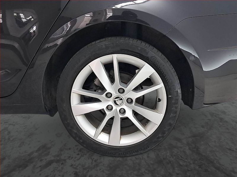 Škoda Octavia (2017) 1.6 TDI, Automat, Tempomat - fotka 15 z 20