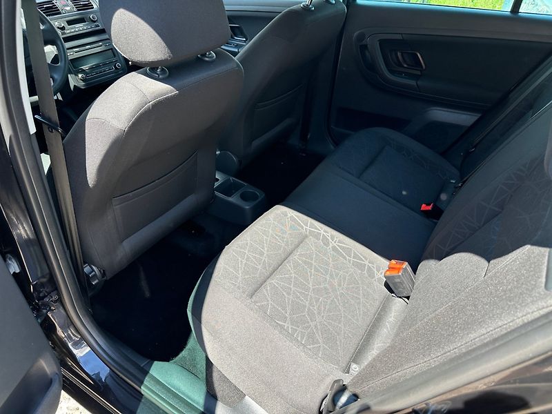 Škoda Fabia (2011) 1,2TSI 77Kw - fotka 10 z 29