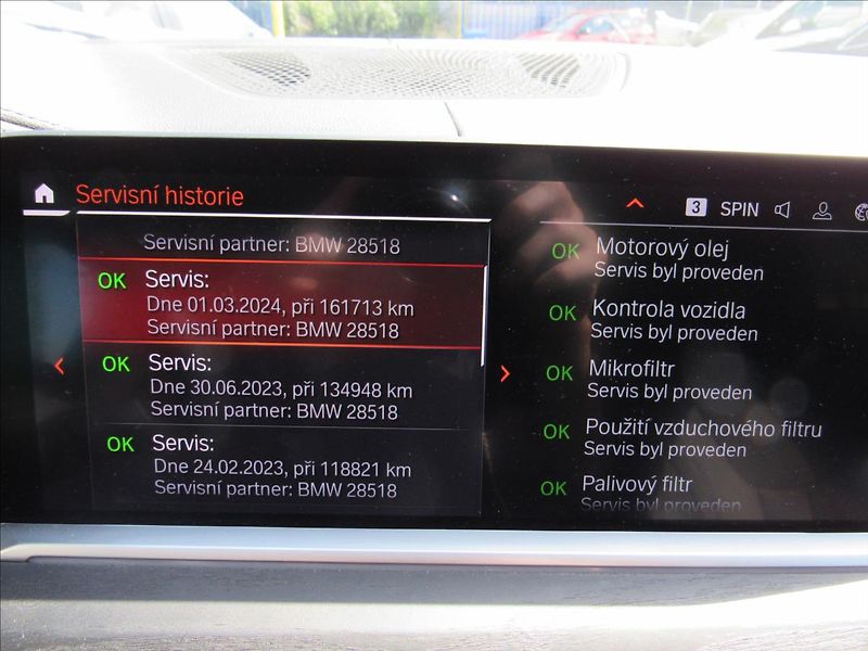BMW X7 3,0 d xDrive30d 195 kW 7 míst - fotka 21 z 44