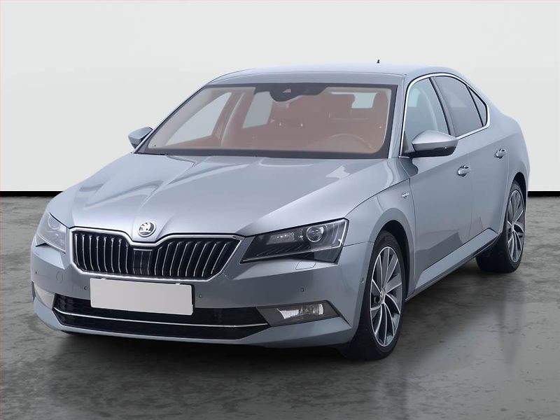Škoda Superb (2019) Laurin&Klement 2.0 TDI, 4X4 - fotka 2 z 19