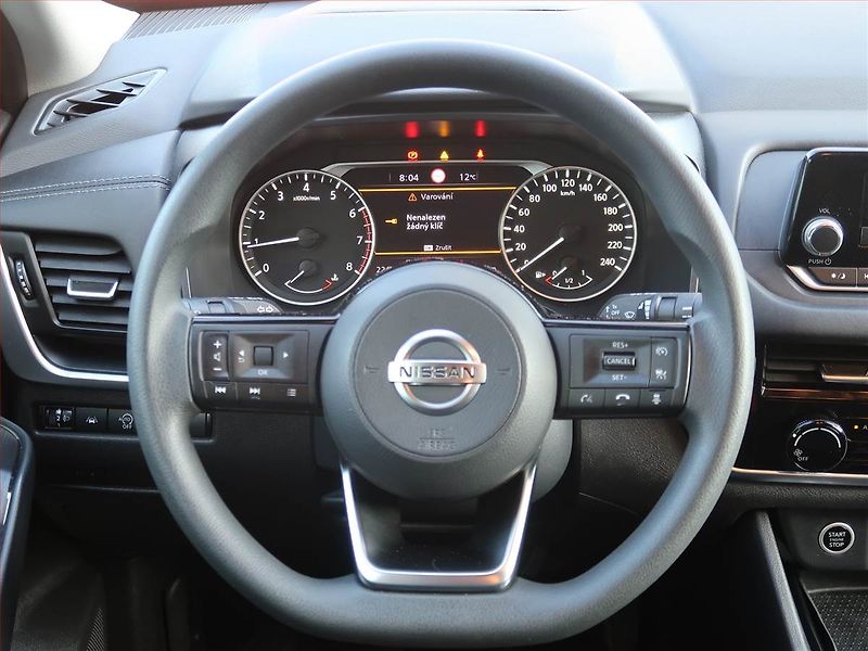 Nissan Qashqai (2022) Acenta 1.3 DIG-T - fotka 13 z 20